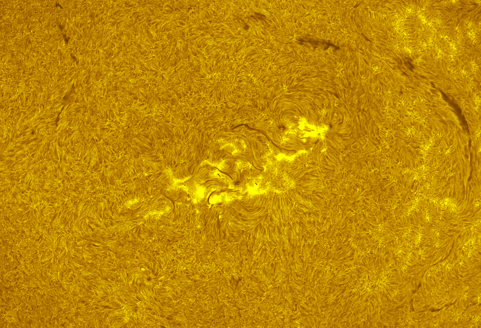 Active region 4513-4517 08/25/26