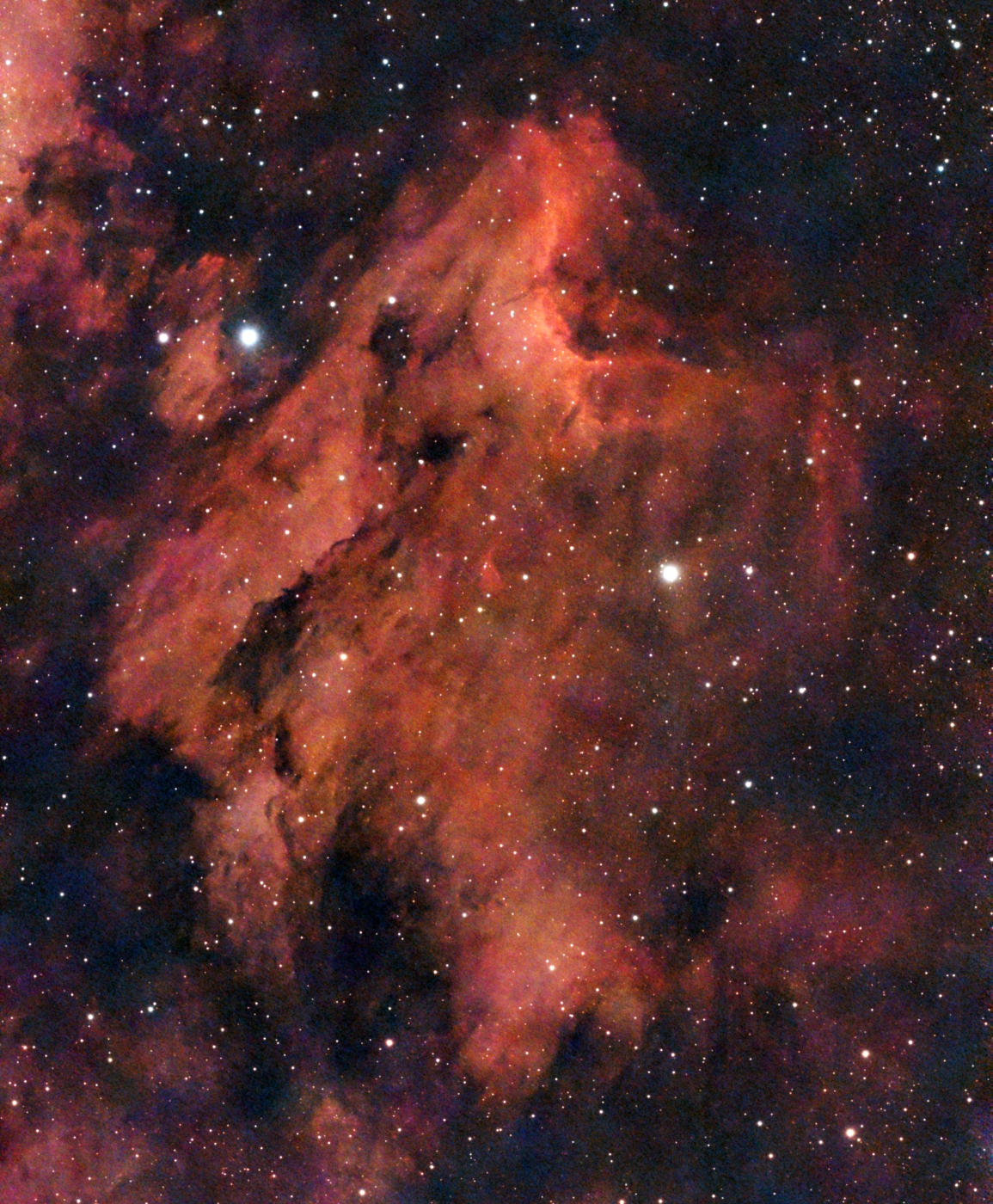 The Pelican Nebula IC5070 in Cygnus taken 10/12/26 with a Seestar S50 Pro Smart Telescope.