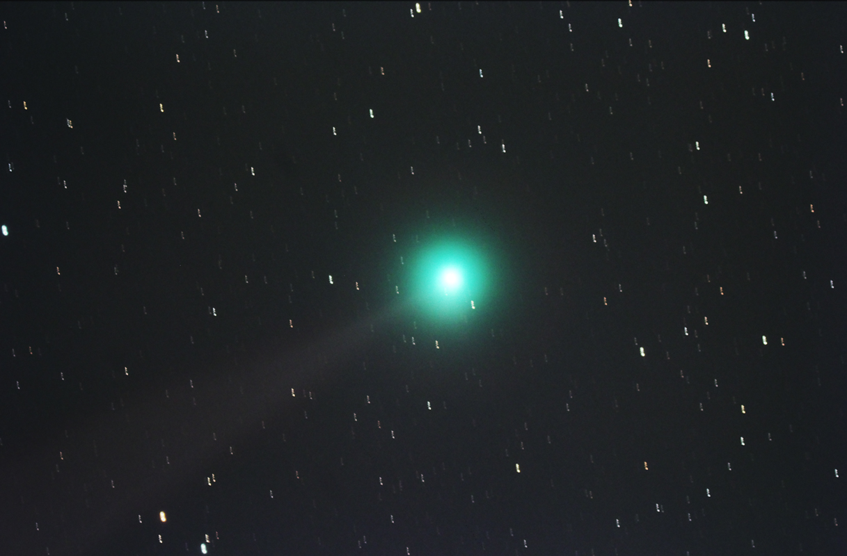 Comet Lovejoy (2014 Q2), taken January 9, 2015