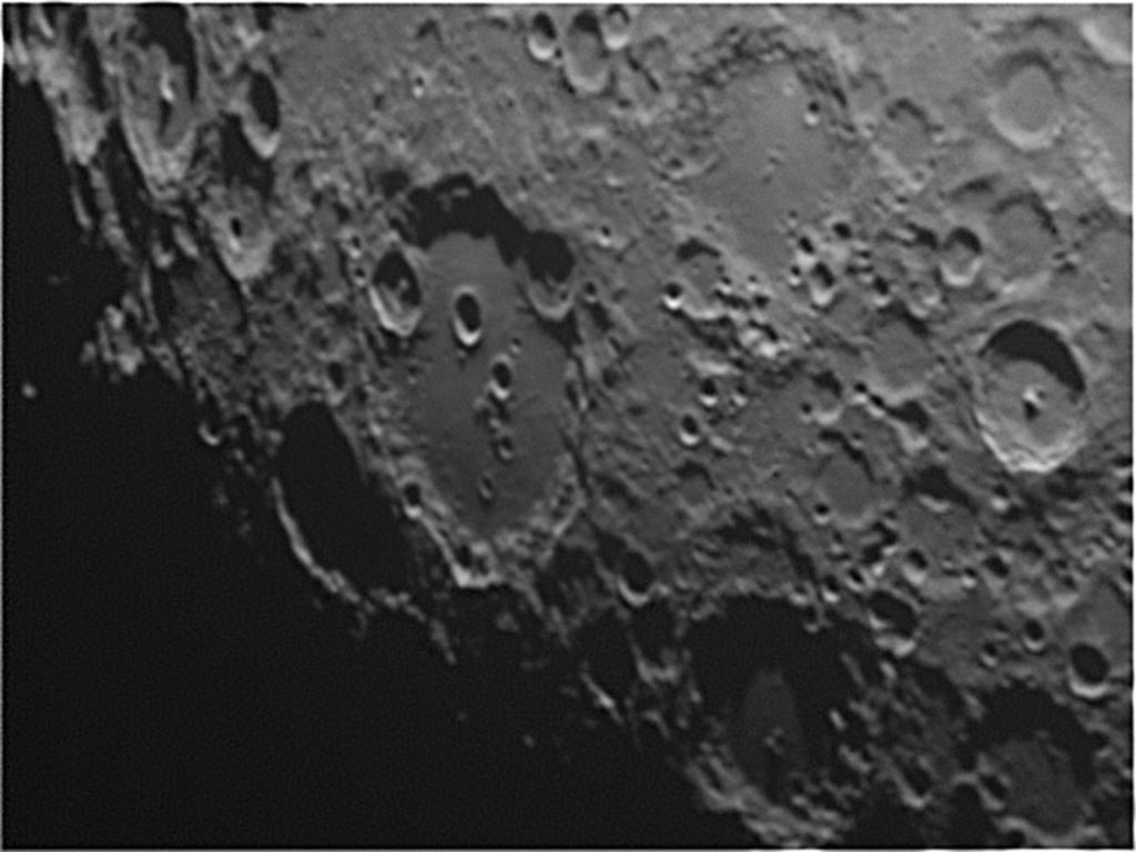 Craters on the Moon 03/05/2009