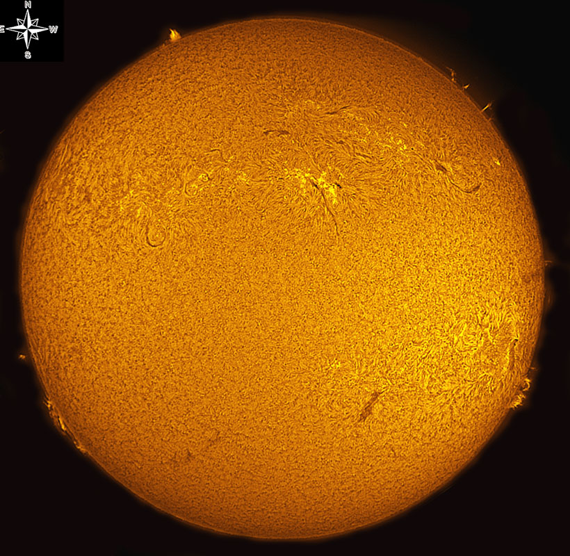 Solar Disk in h-alpha 04/02/2011