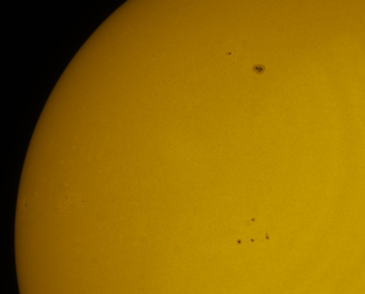 Sunspots 2038 and 2042 in white light 04/19/2014