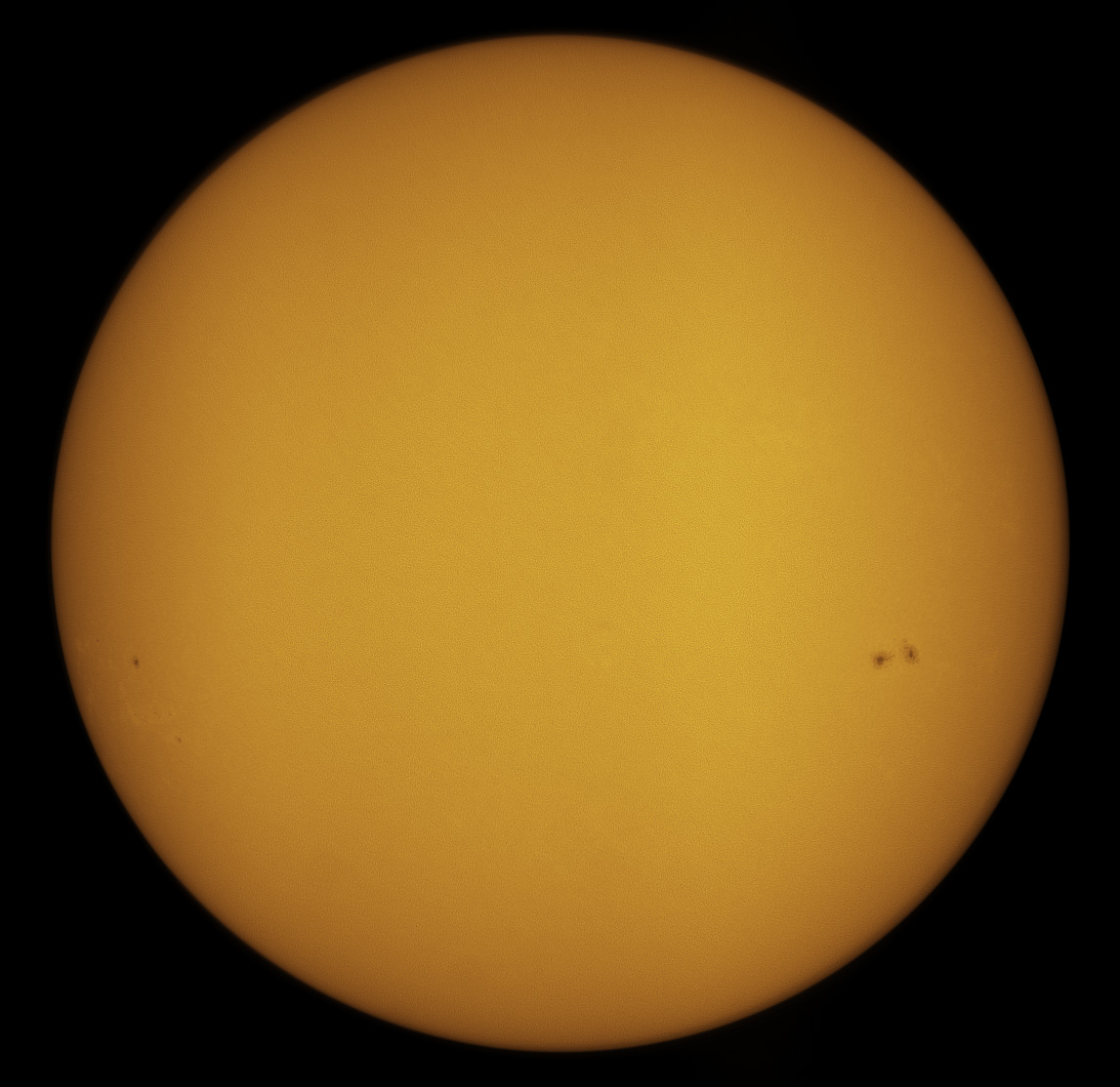 Solar Disk in white light 06/14/2013