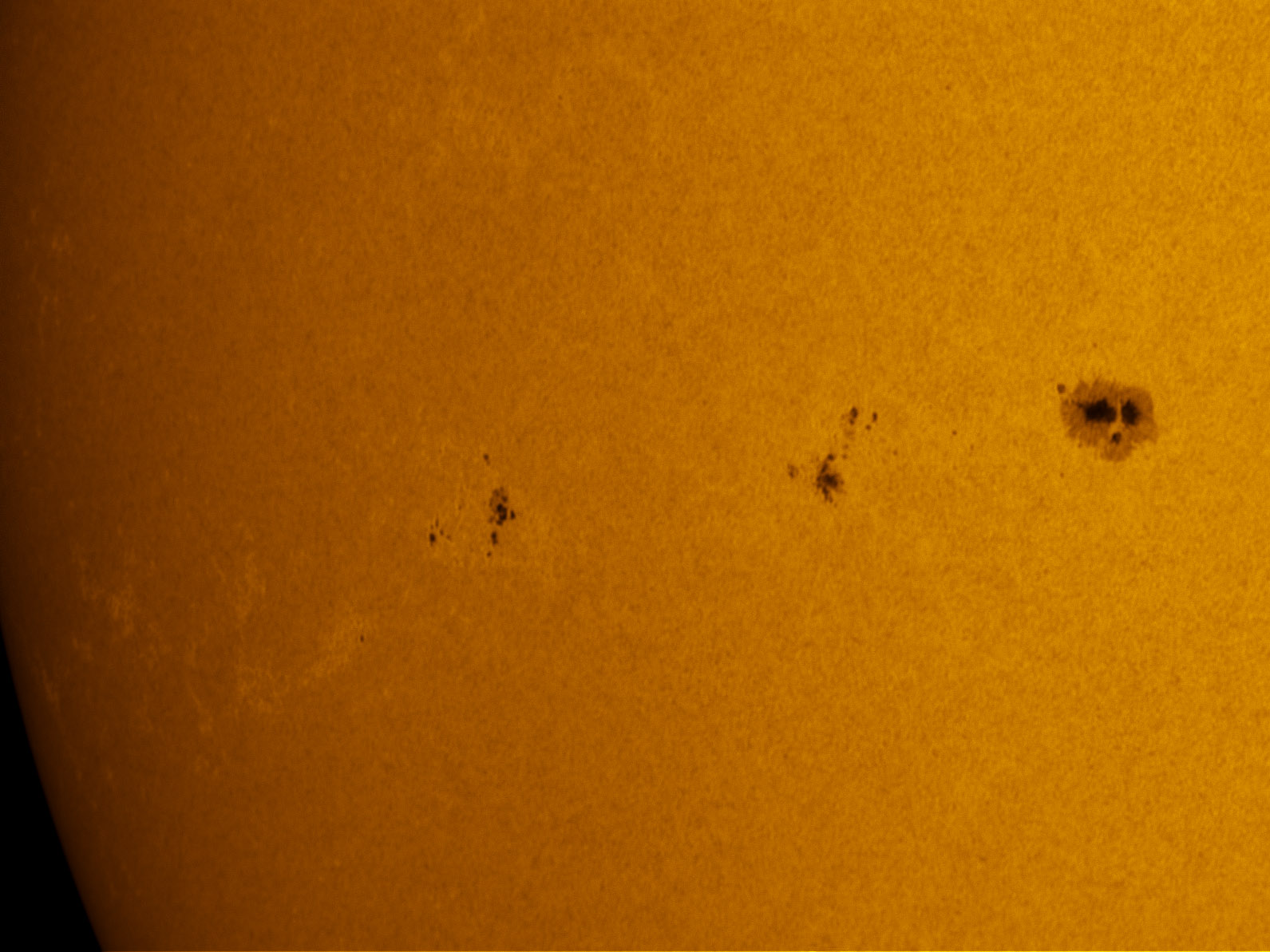 Sunspot 1575 in white light 09/22/2012