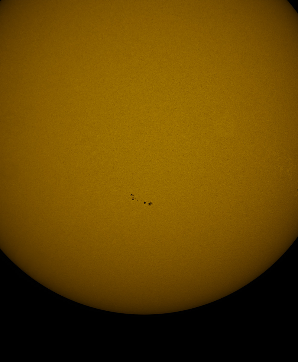 Sunspot group 2595 in white light 09/24/2016