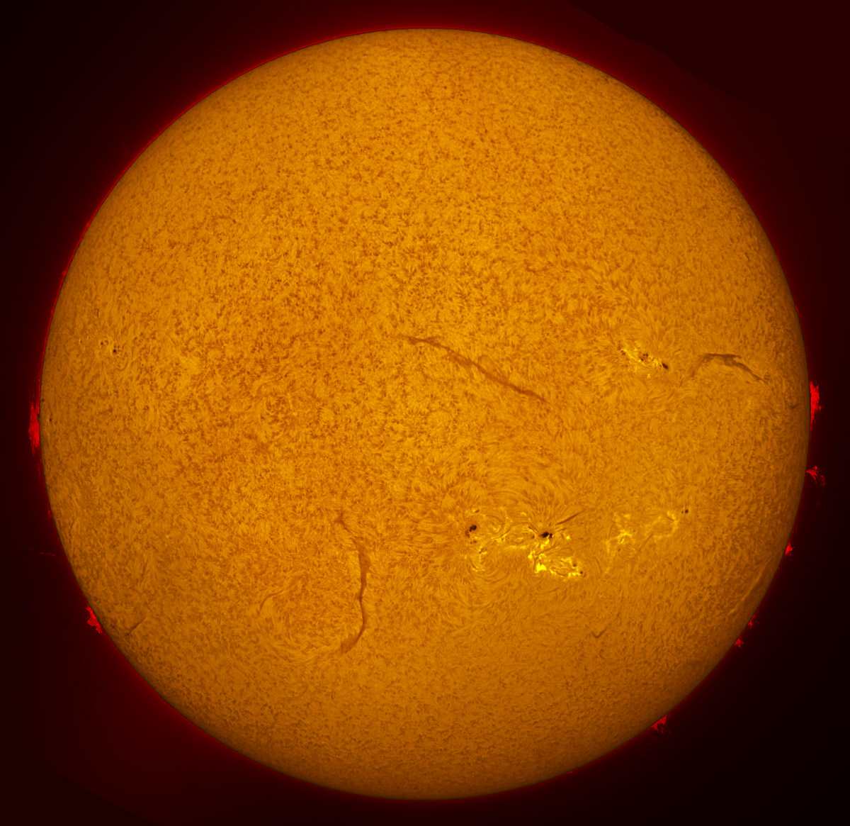 Solar Disk in h-alpha 09/27/2014