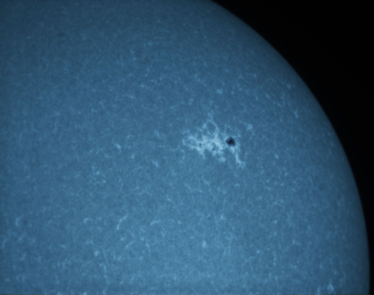 Sunspot 2427 in CaK 10/04/2015