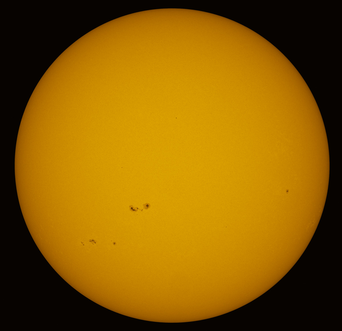 Solar Disk in white light 10/11/2013