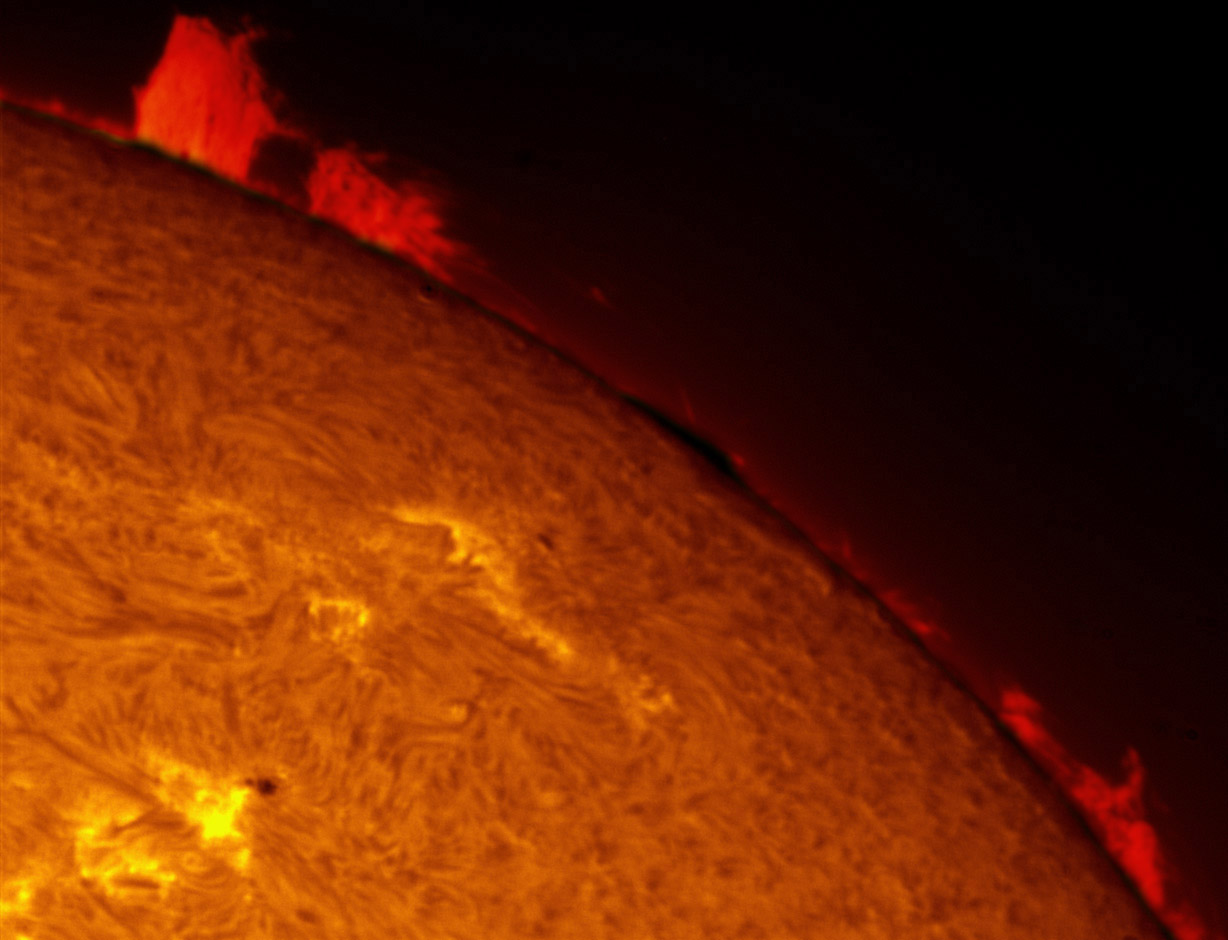 Solar prominence in h-alpha 12/03/2011