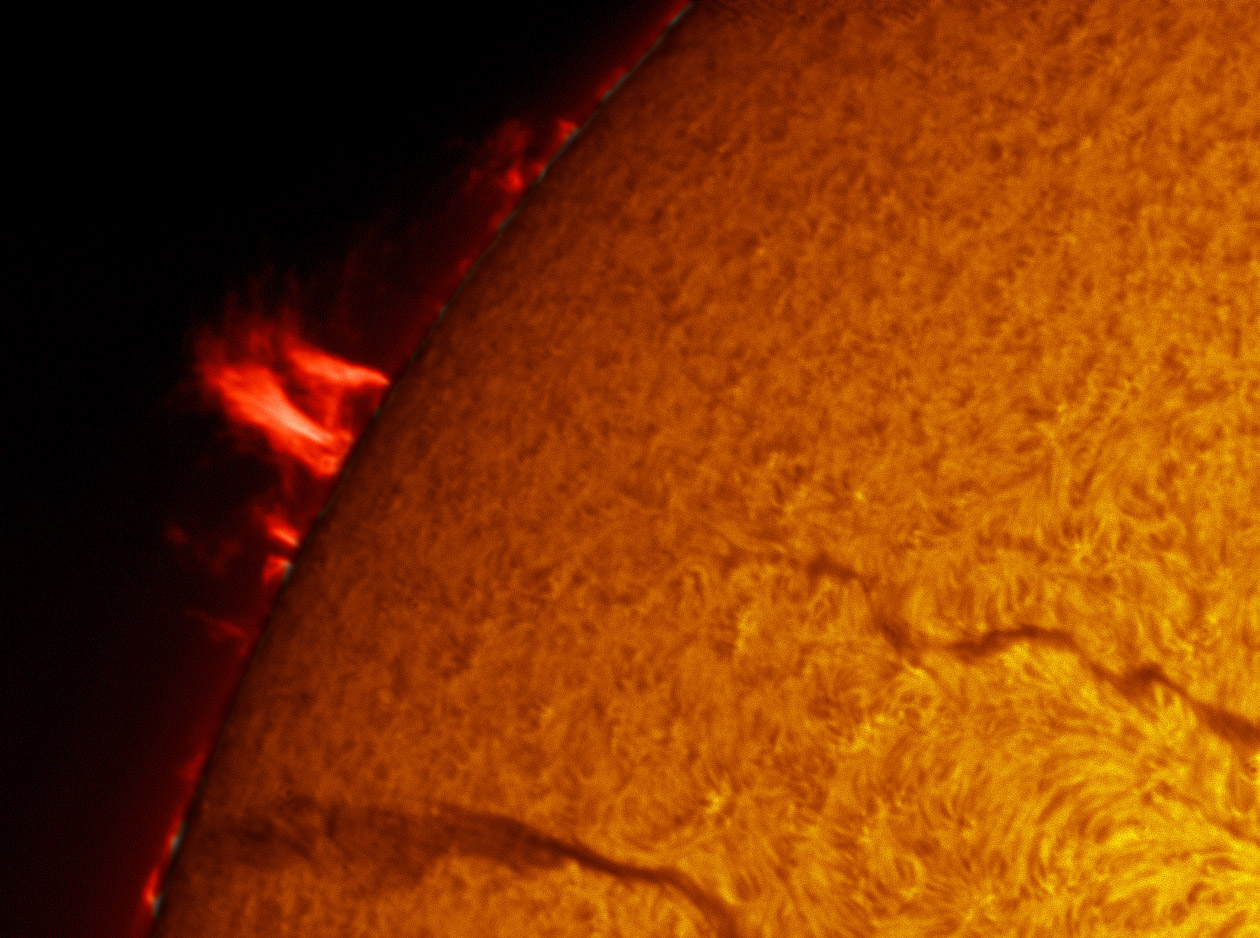 Solar prominence in h-alpha 12/03/2011
