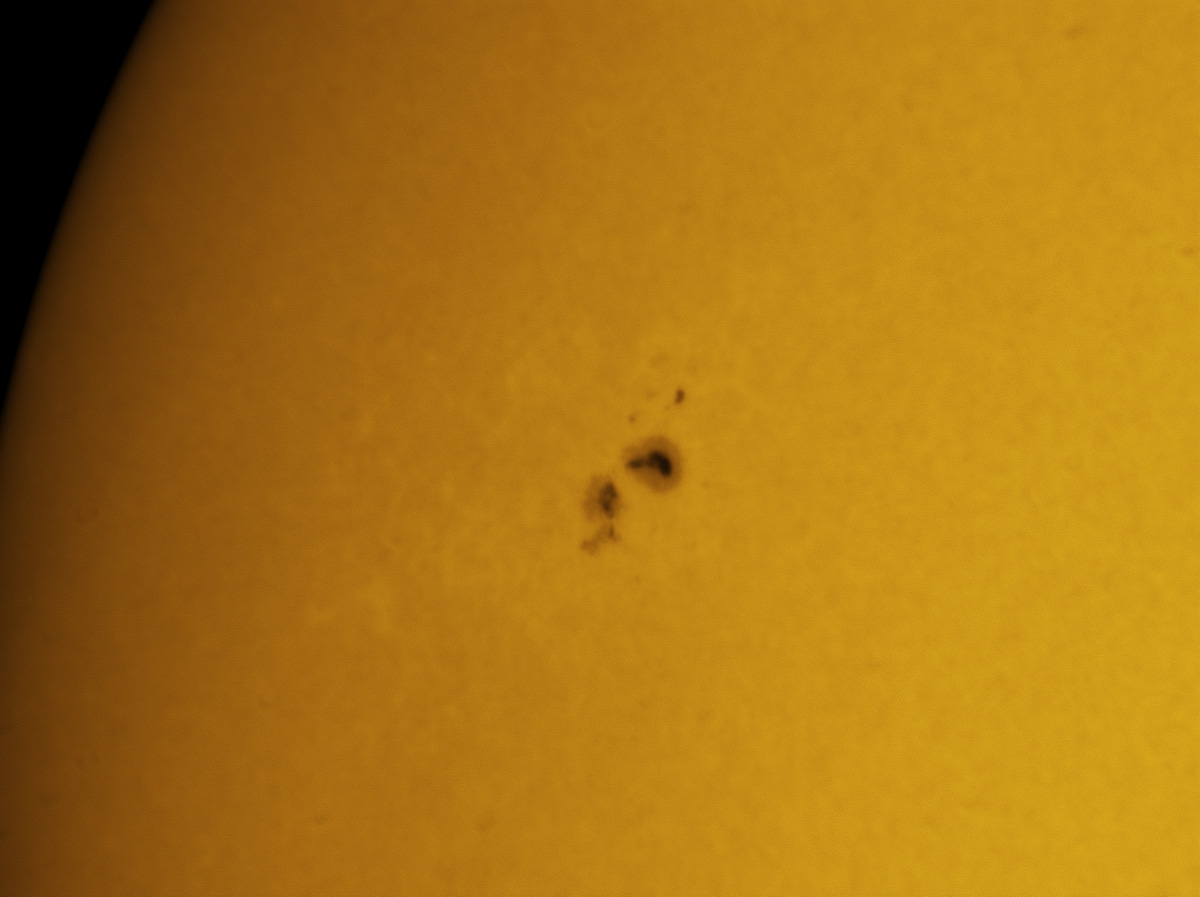 Sunspot 1635 in white light 12/21/2012